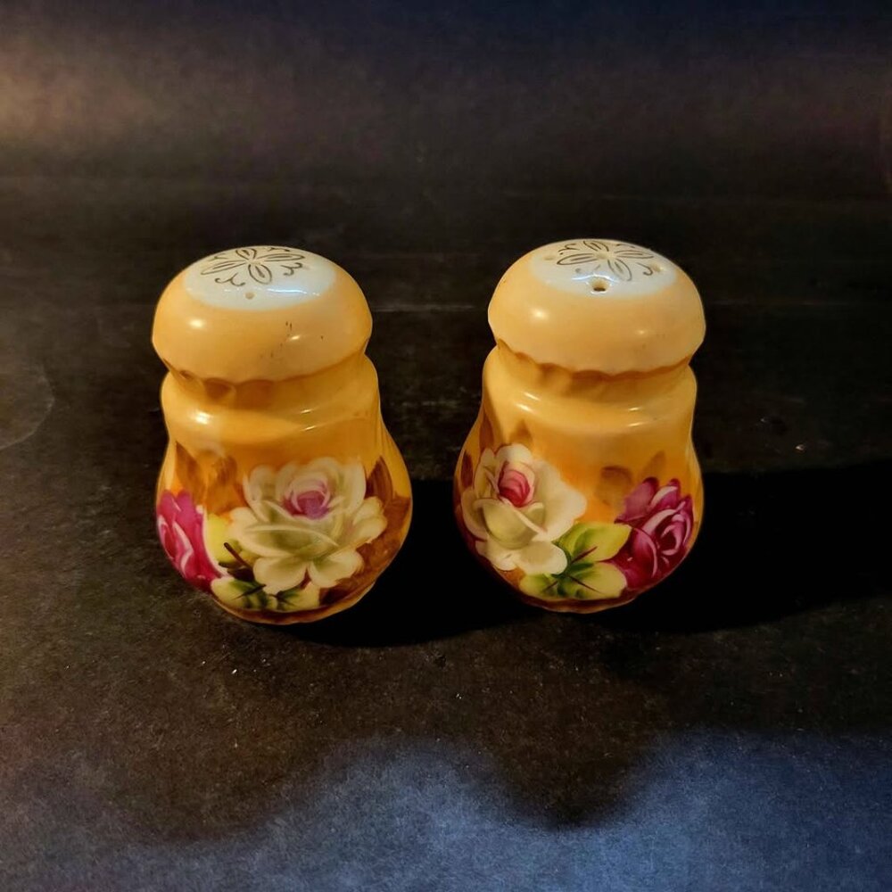 Vintage Lefton Heritage Brown (Floral) Porcelain Salt And Pepper Shaker Set